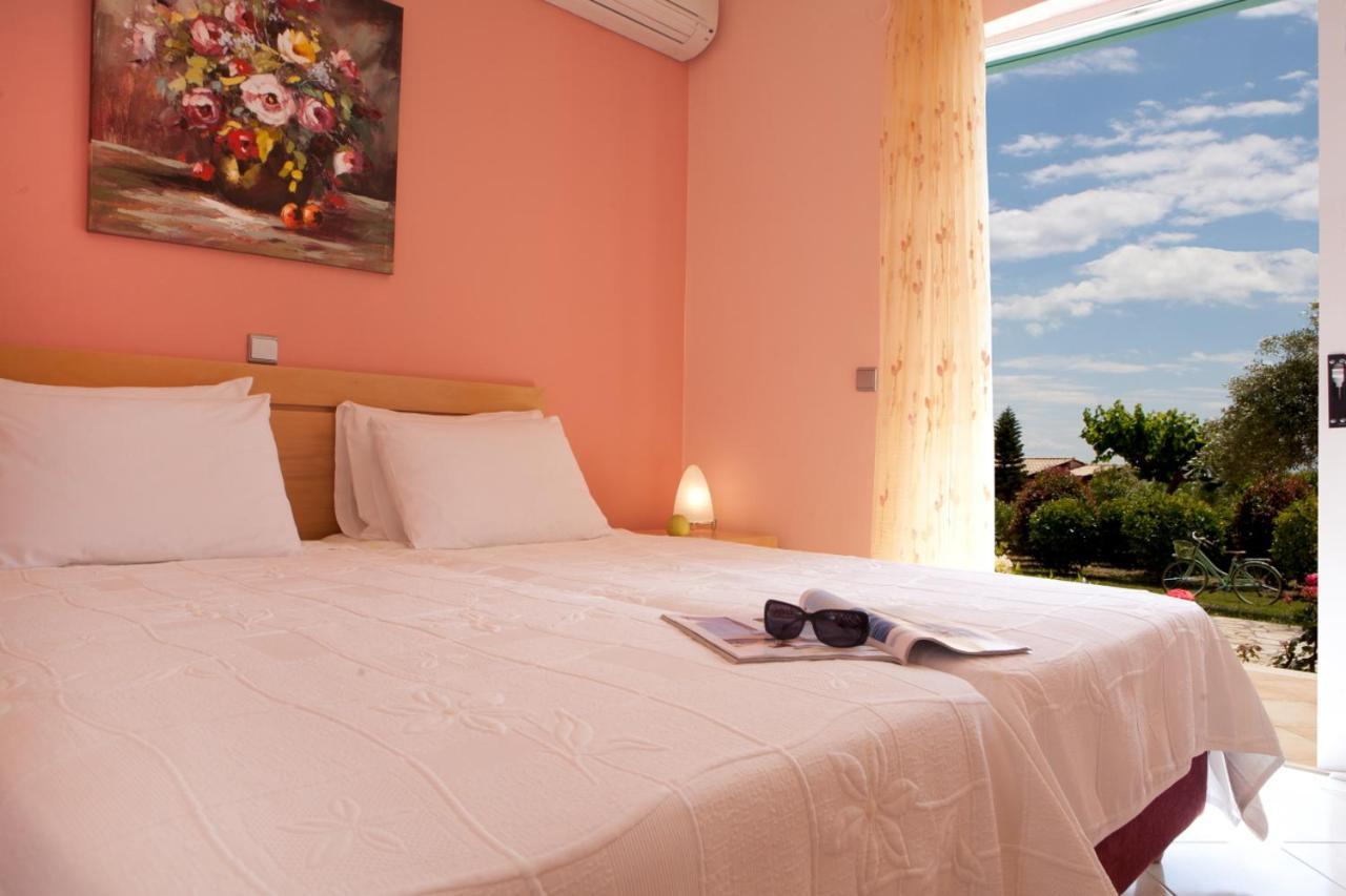Pantheon & Danae Luxury Villas Сивота Экстерьер фото
